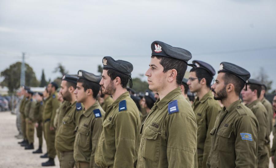 جنود الجيش الاسرائيلي يتعاطون المخدرات 