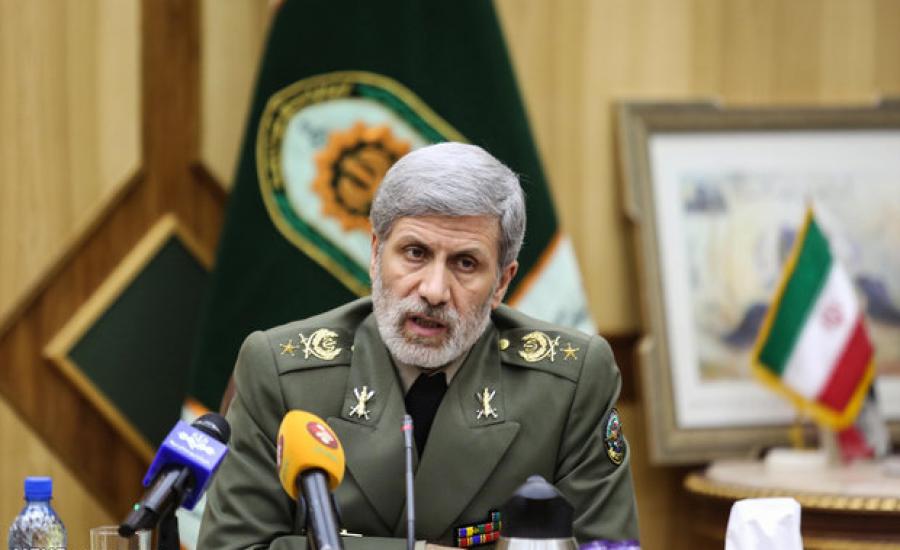 وزير الدفاع الايراني وترامب 