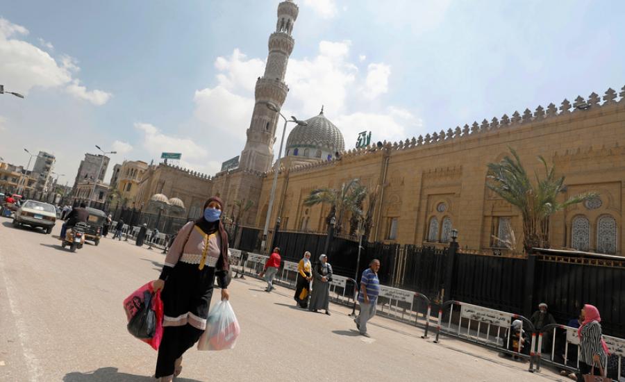 2020-04-20T000000Z_1670221946_RC2N8G9BNEVV_RTRMADP_3_HEALTH-CORONAVIRUS-RAMADAN