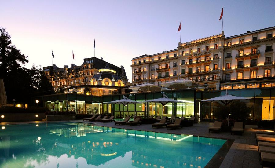 فندق سويسري يطلب من اليهود الاستحمام