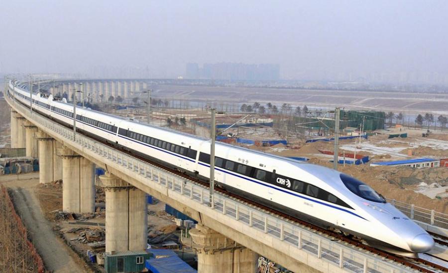 مشروع قطار يصل بين السعودية والامارات 