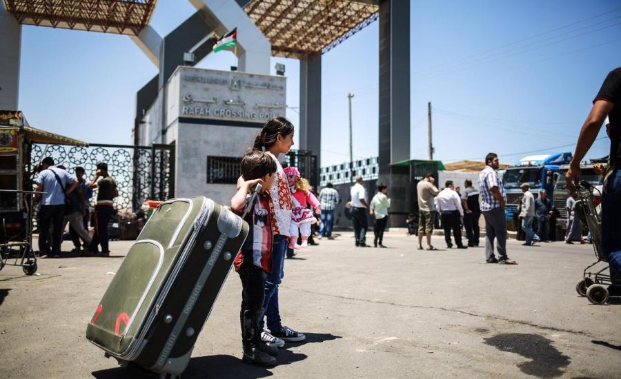 فتح معبر رفح الأحد والاثنين للعالقين والحالات الانسانية