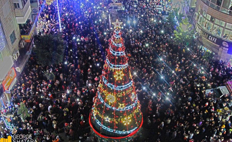 شجرة الميلاد في رام الله 