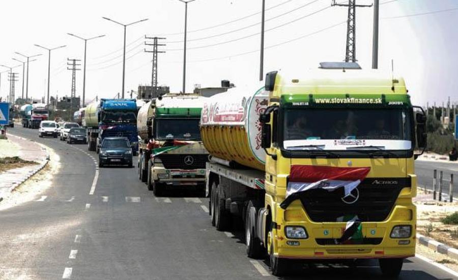 ادخال شاحنات وقود الى غزة عبر معبر رفح 