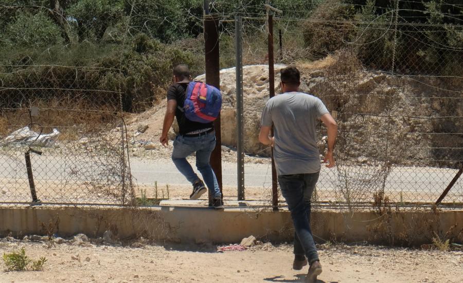الشباب العاملين في اسرائيل 
