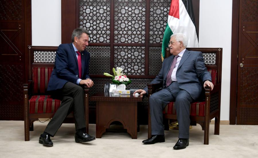 عباس ورئيس اللجنة الدولية للصليب الاحمر 