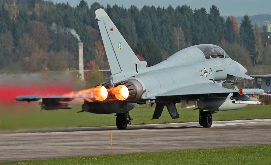 Eurofighter-Typhoon-German-Air-Force-30+42-Emmen-Ef-4_V1