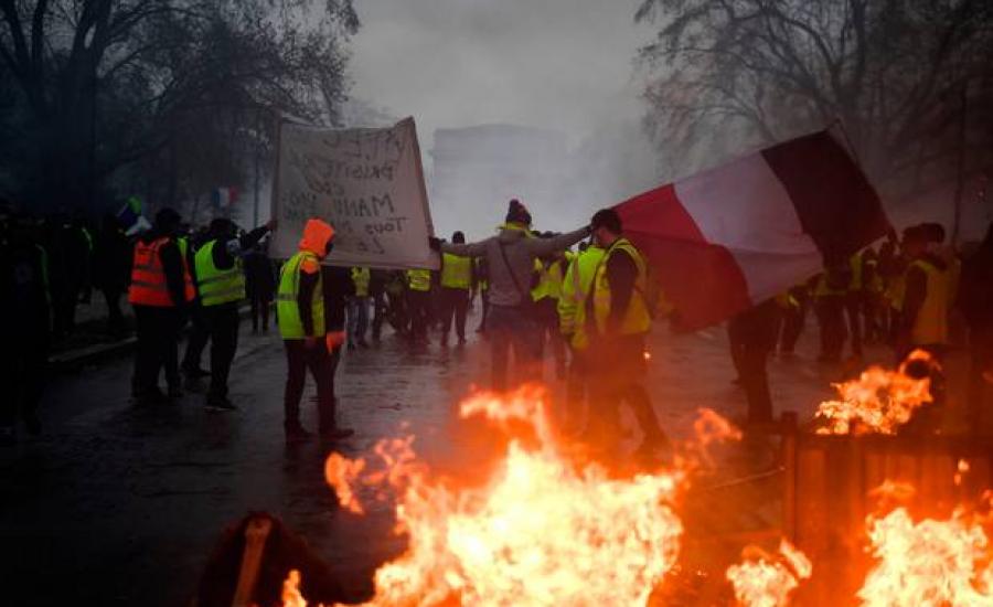 المتظاهرون في فرنسا 