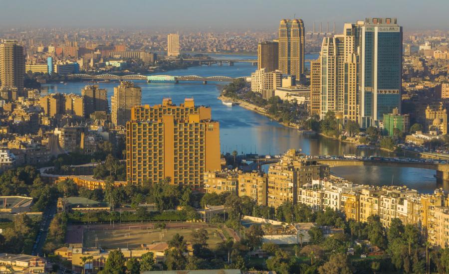 توفر منح دراسية في مصر 