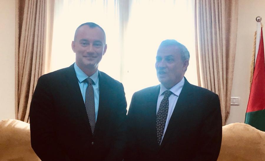 fab12c288e43327bdfe288307f310174