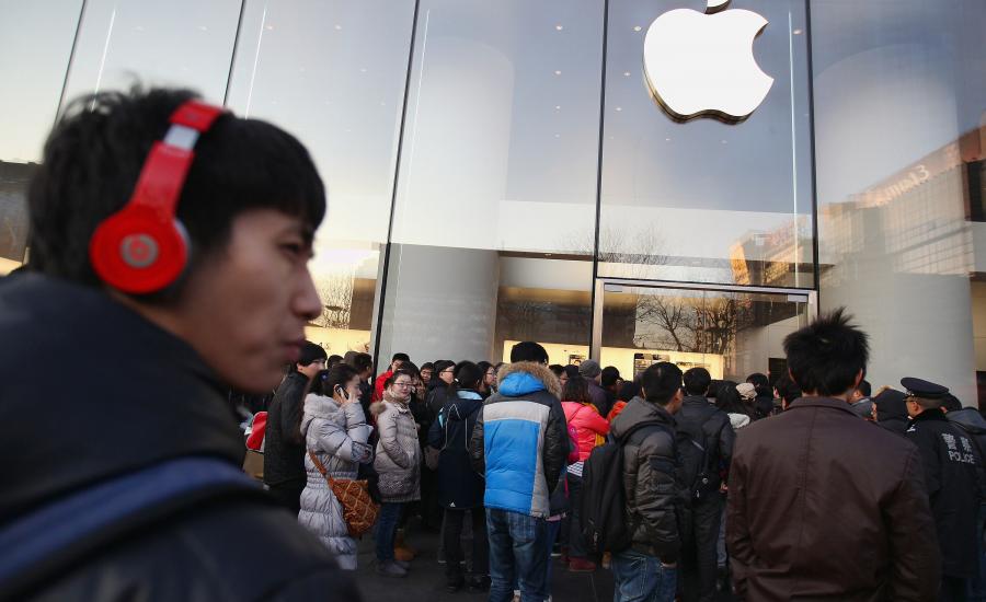 موظفو آبل يبيعون بيانات العملاء الشخصية في الصين بملايين الدولارات