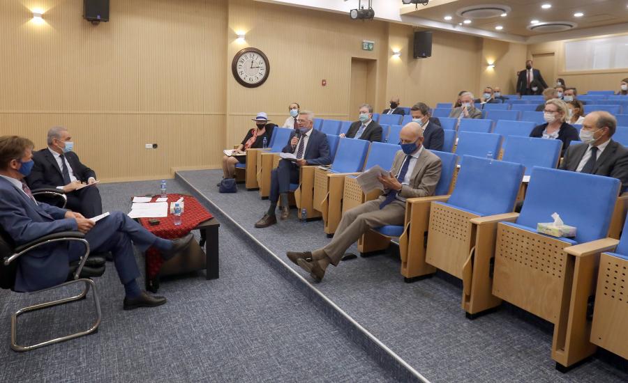 6f711401-f534-4b30-be03-192cee37cdb1 (1)