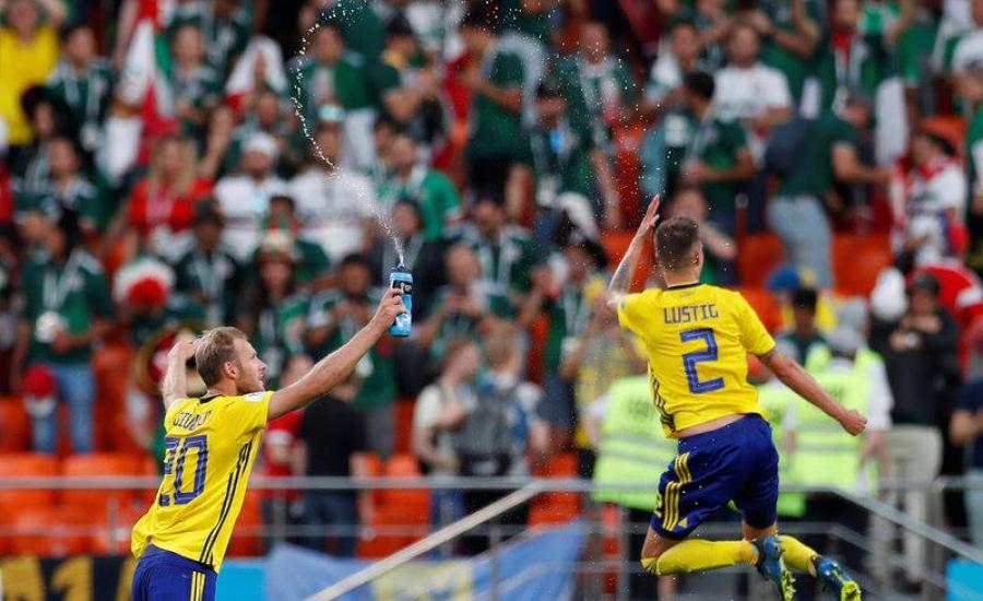 السويد تفوز على المكسيك 3-0