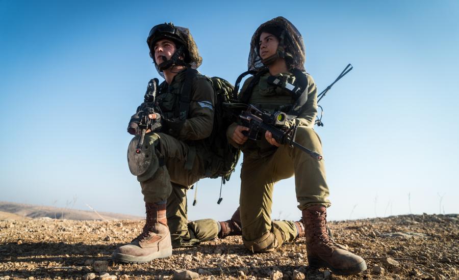 صورة: الكشف عن الزي الجديد لجيش الاحتلال الاسرائيلي
