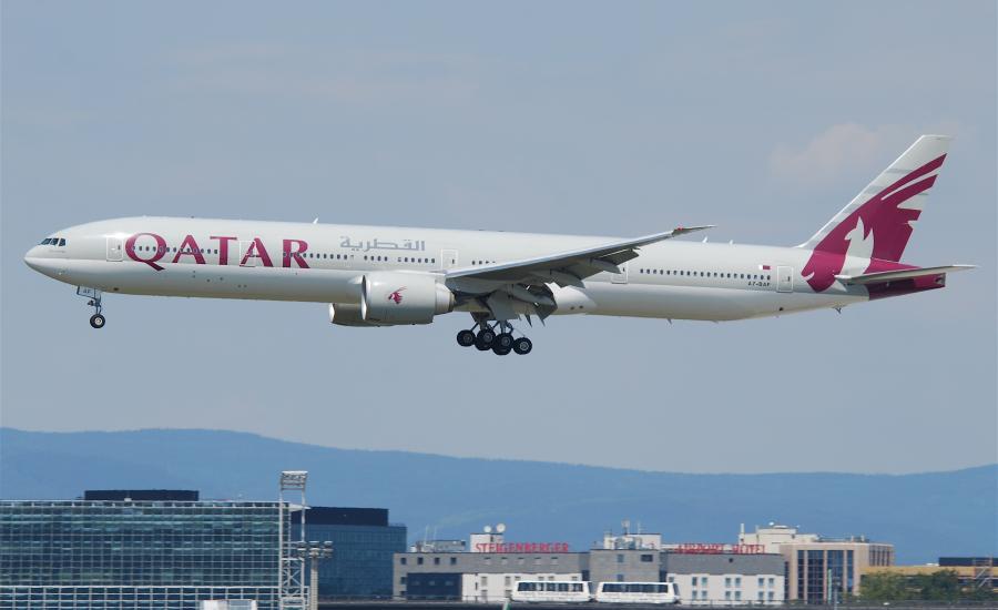 Qatar_Airways_Boeing_777-300ER;_A7-BAF@FRA;16.07.2011_609gt_(6190539010)