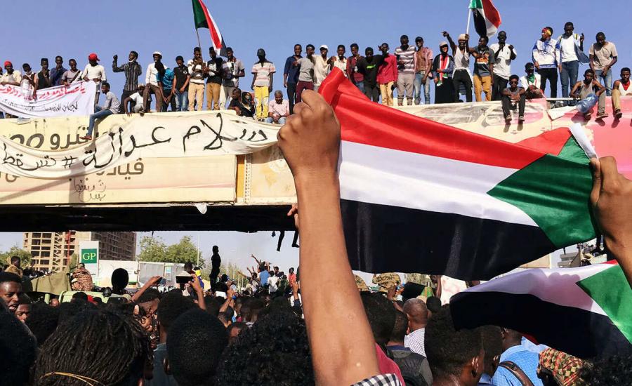 متظاهرون سودانيون في الخرطوم