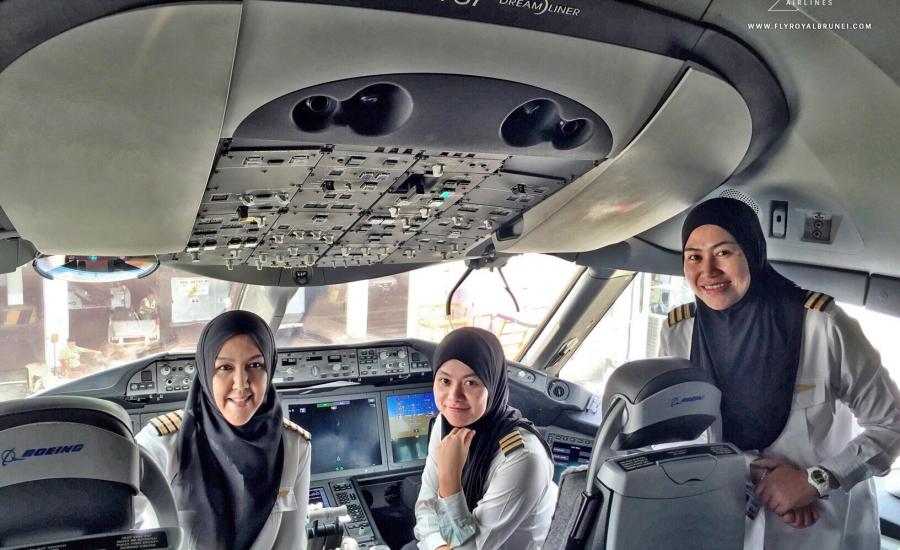 قريباً: نساء إيرانيات خلف مقود الطائرات 