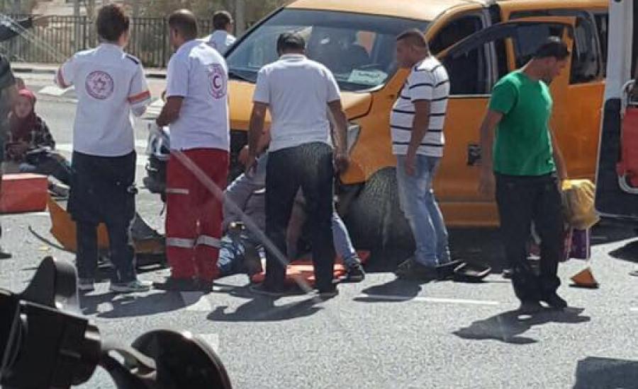 10 إصابات في حادث وقع بين 3 سيارات قرب العيزرية