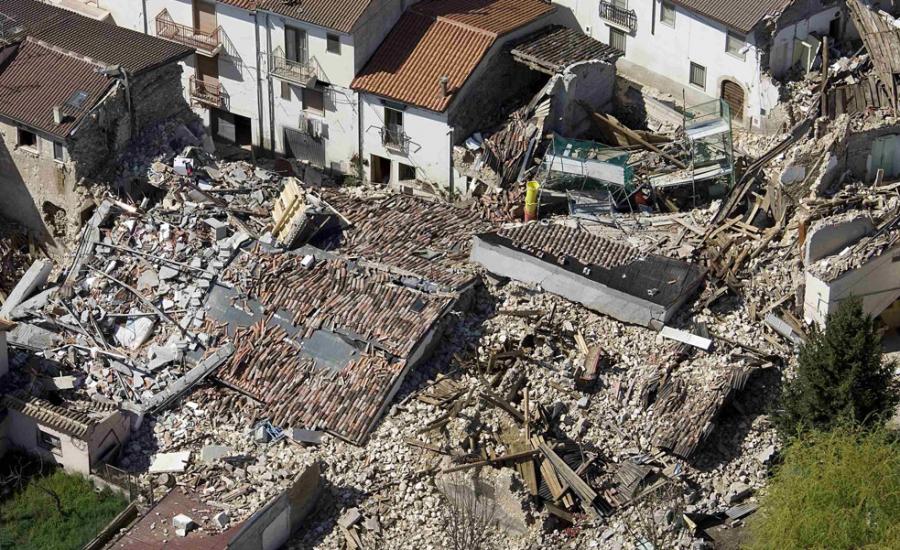 زلزال ايطاليا 