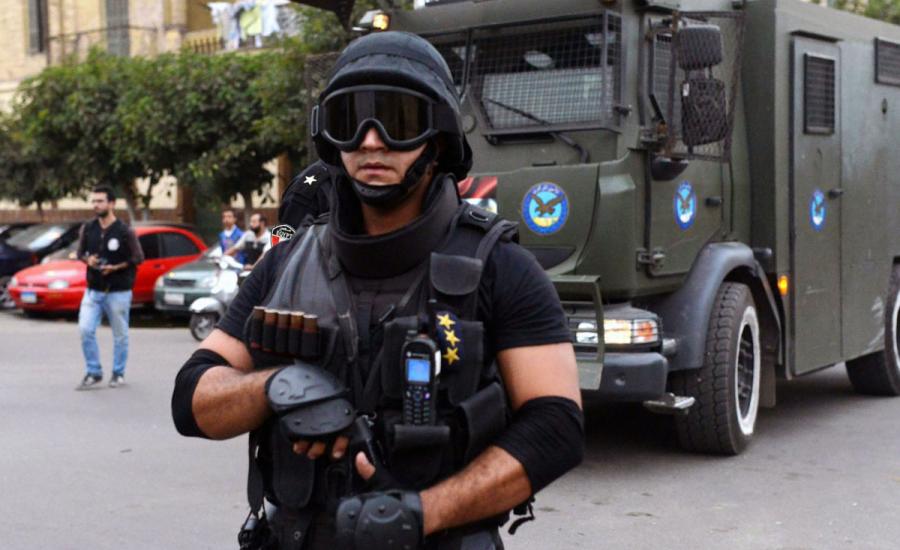 armed-egyptian-police-2