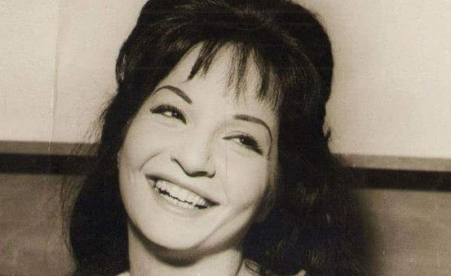 وفاة  الفنانة المصرية شادية 