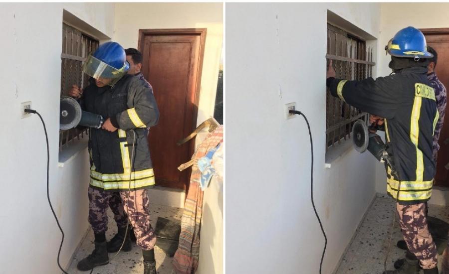 انقاذ اطفال من داخل منزل في نابلس 
