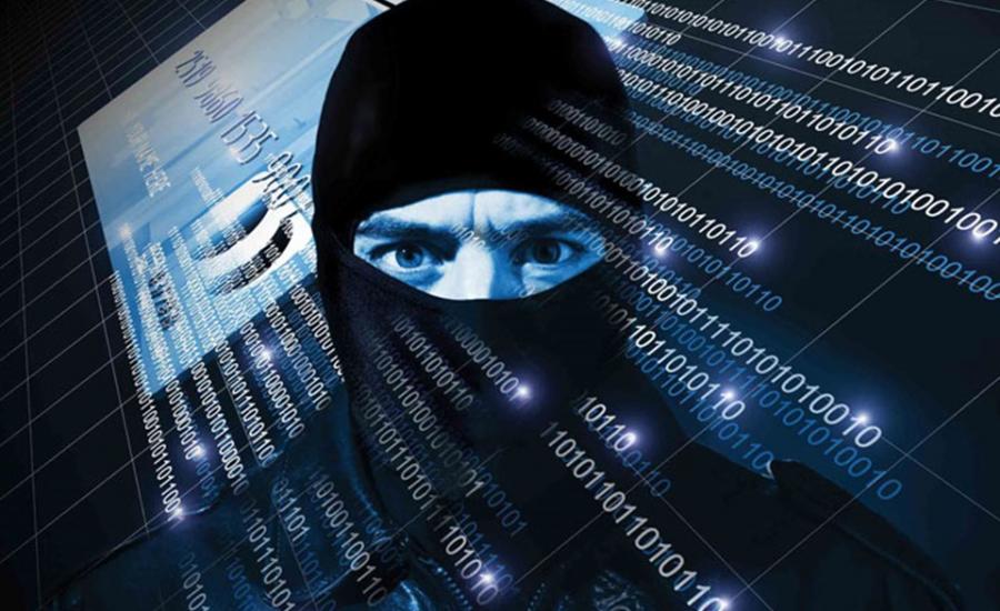 أميركيا تتهم عضو فريق قرصنة الكترونية بنقل معلومات بالغة السرية!