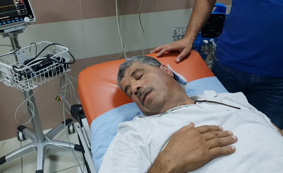 اصابة الوزير عساف برصاص الاحتلال في رأس كركر 