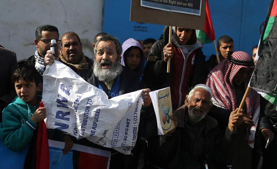 اضراب للعاملين في وكالة الاونروا بقطاع غزة 
