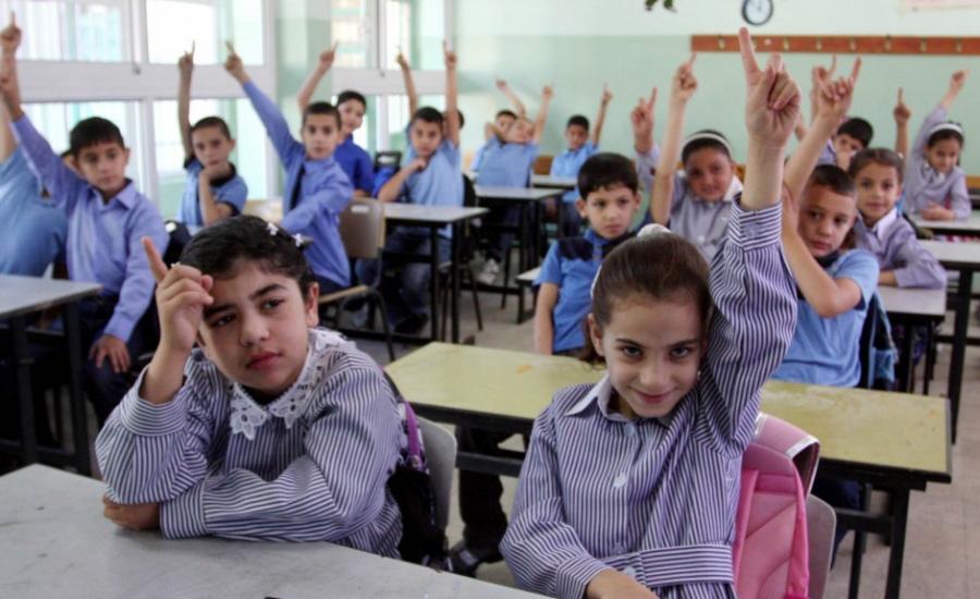 كم تبلغ تكلفة طالب المدرسة الحكومية في فلسطين سنويا؟