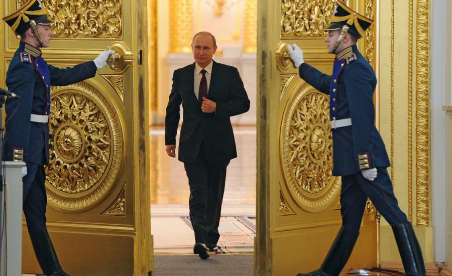 بوتين سيصل حفل تنصيبه رئيسا مشيا على الأقدام بدلا من سيارة ليموزين