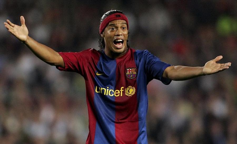058FEA8A0000044D-3416115-Legendary_footballer_Ronaldinho_who_used_to_play_for_Barcelona_i-a-13_1453748604600