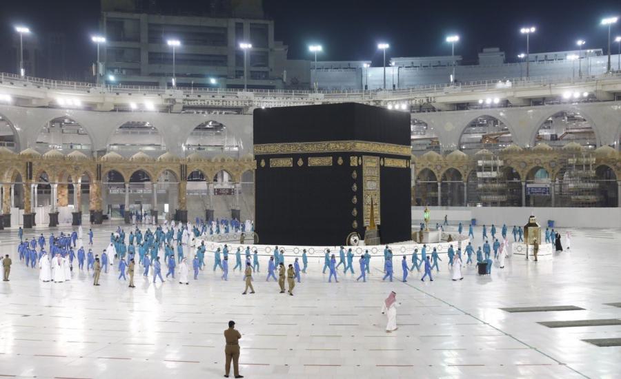 185881-EjHibUHXYAIxW1b