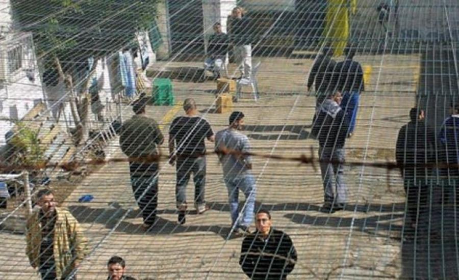 الاسرى الفلسطينيين في السجون الاسرائيلية  