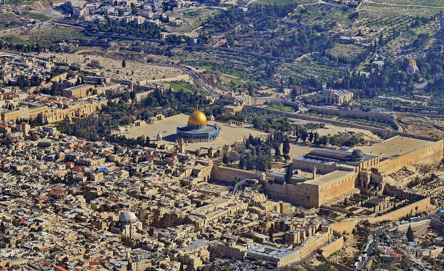 ما الذي يعنيه إعلان ترامب حول القدس لسياسة واشنطن في الشرق الأوسط؟