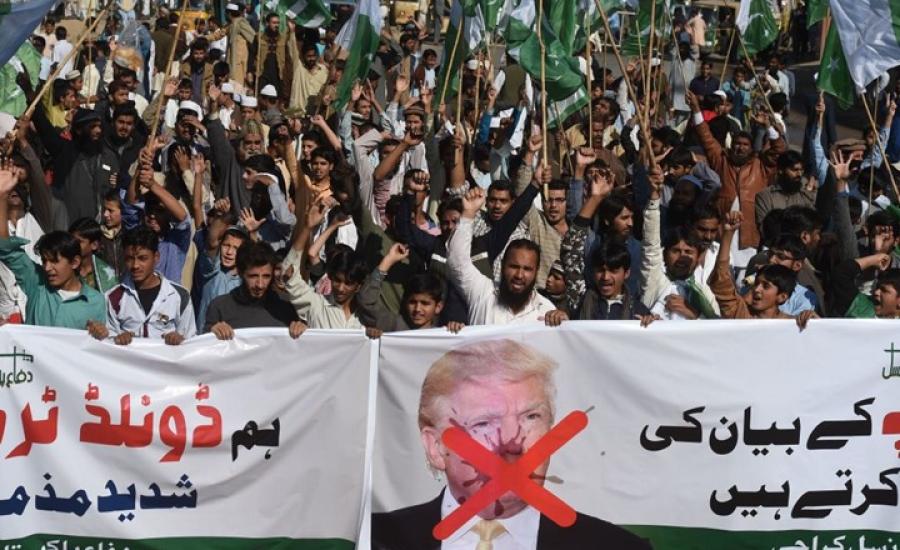 مسيرات في باكستان ضد ترامب 