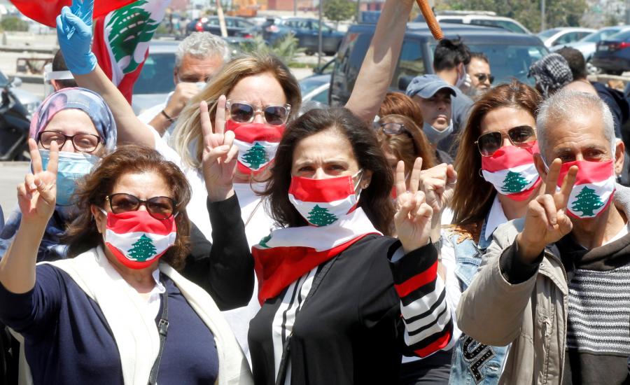 2020-05-01T120416Z_1187040584_RC2OFG9AVB0L_RTRMADP_3_LEBANON-CRISIS-PROTESTS