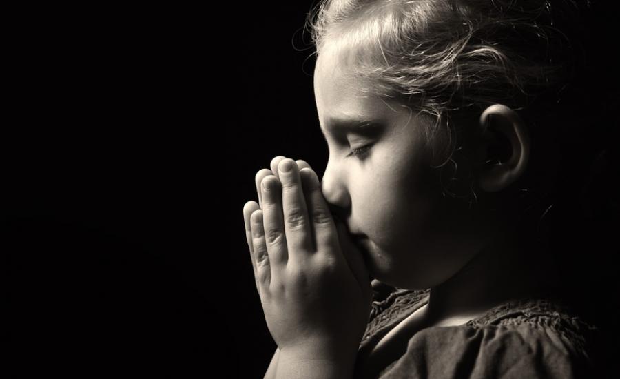 child-praying