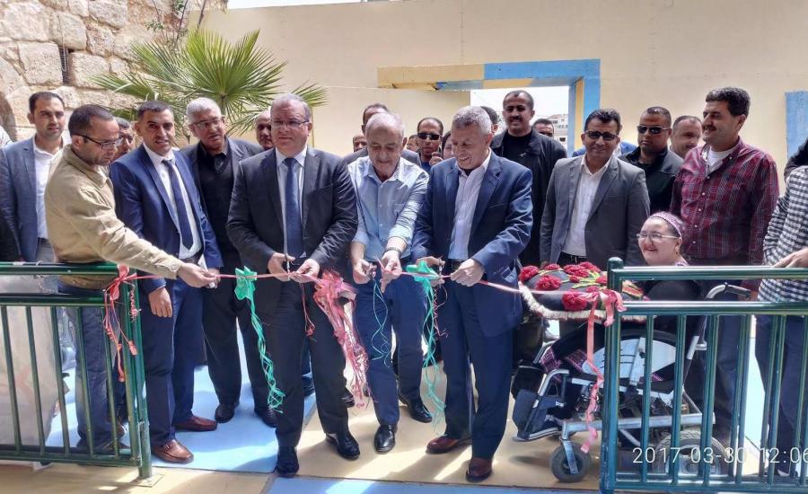 الشاعر يفتتح مركز بلدية الظاهرية للتربية الخاصة