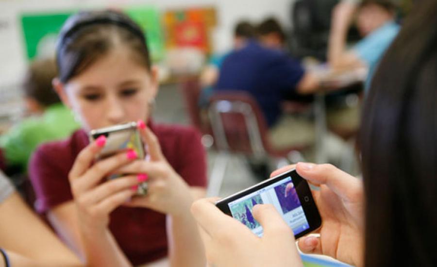 التحرش الالكتروني في الفتيات بالاردن 