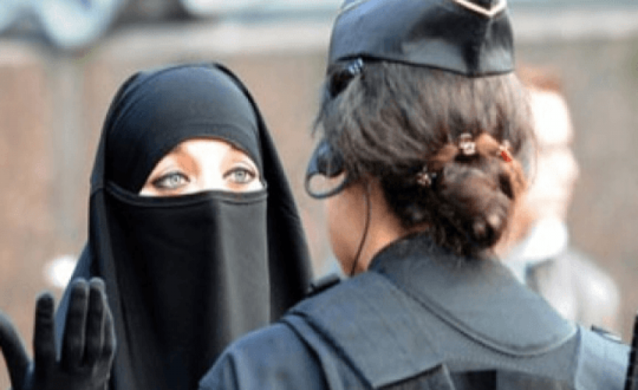 النمسا تحظر ارتداء النقاب في الأماكن العامة