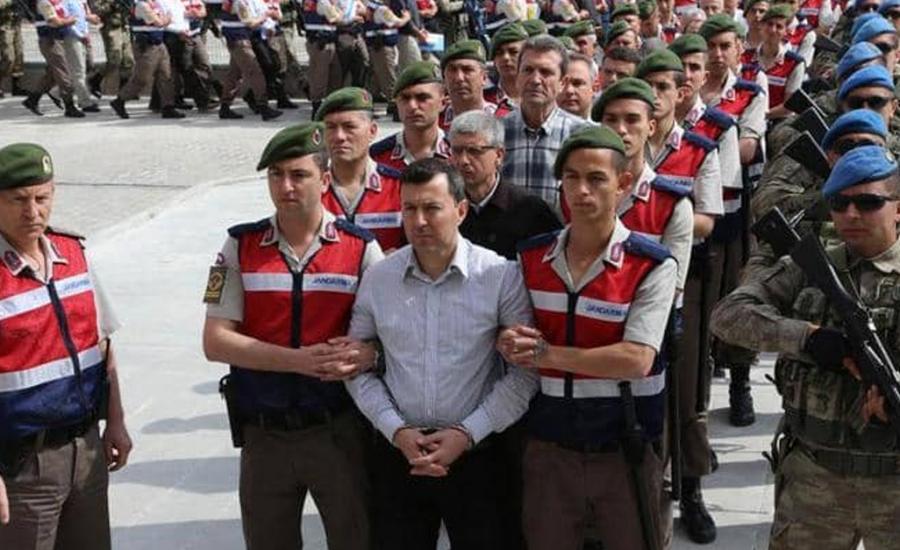 أردوغان-يستمر-في-حملة-تصفية-المعارضين-ويأمر-باعتقال-133-من-أفراد-الجيش