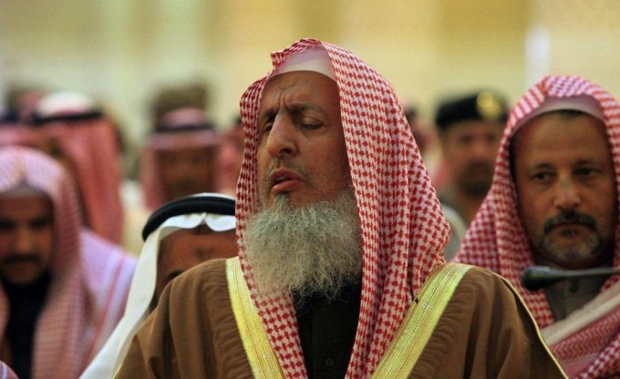 مفتي السعودية وصلاتي التروايح والعيد