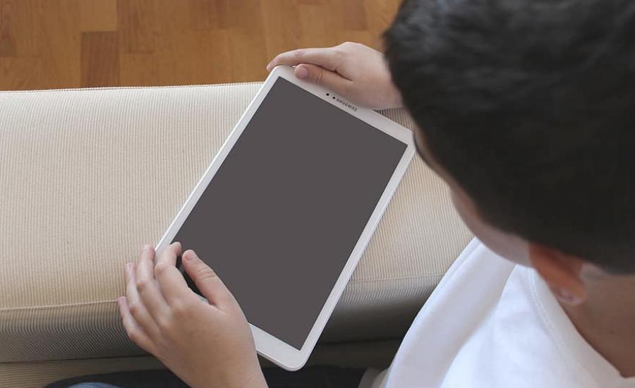 child-tablet-playing-technology-wifi-lifestyle-gadget-current-mobile-device