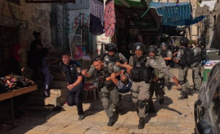 إصابات واعتقالات باعتداء قوات الاحتلال على المقدسيين