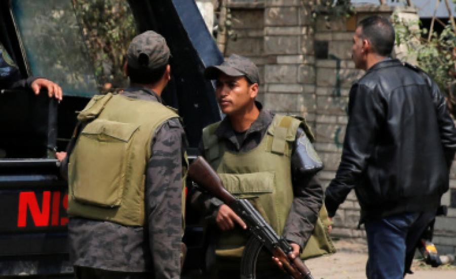 الأمن المصري يقتل 7 أشخاص من منفذي هجوم 