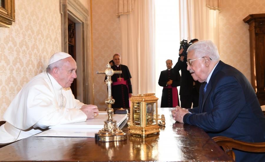 عباس والفاتيكان 