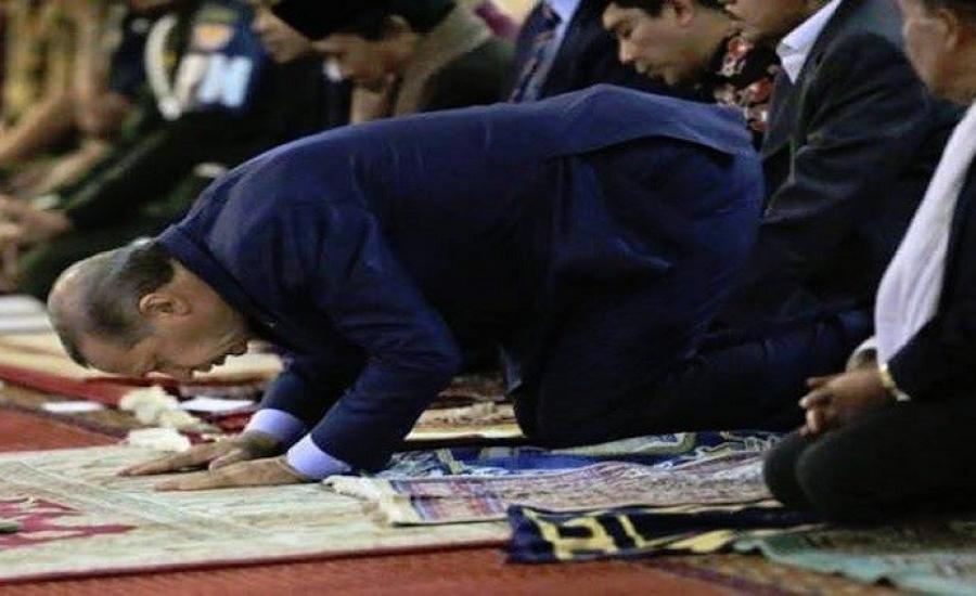 أردوغان يفقد الوعي خلال صلاة العيد بأحد مساجد تركيا