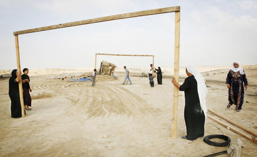 سلطات الاحتلال تحظر بيع مواد البناء لسكان القرى مسلوبة الاعتراف في النقب