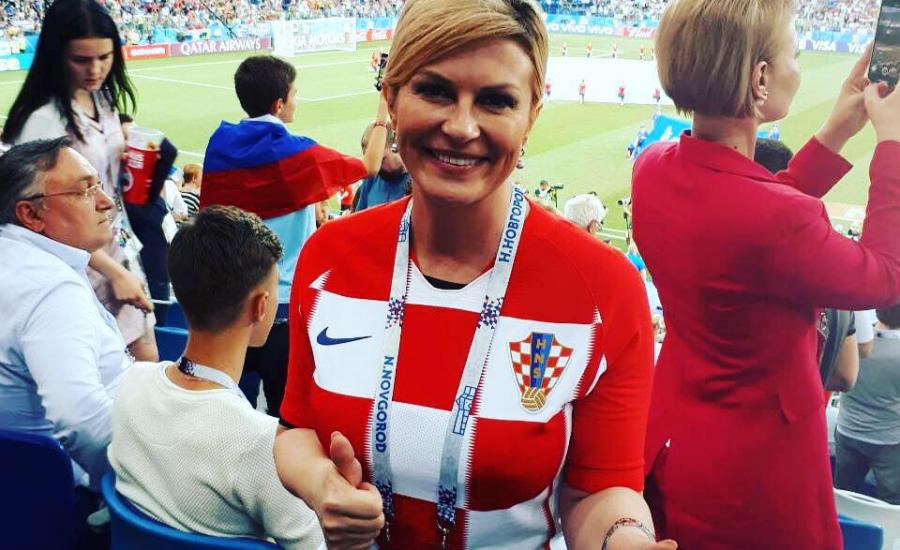 رئيسة كرواتيا تمنح بوتين وترامب قميص منتخب بلادها